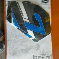 adesivi laterali serbatoio moto