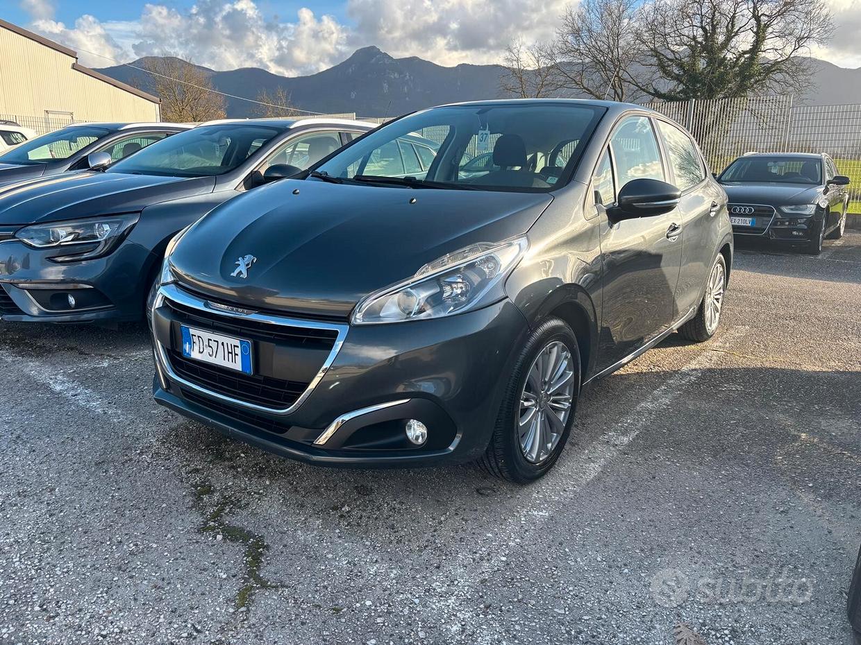 PEUGEOT 208 1° serie