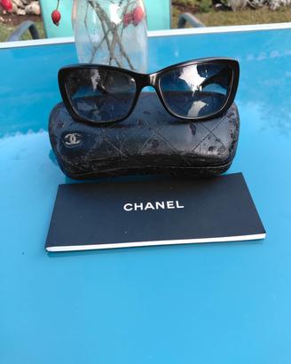 occhiali da sole Chanel