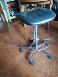 sgabello pneumatico vintage 
