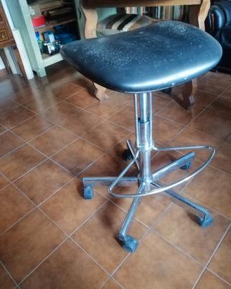 sgabello pneumatico vintage 