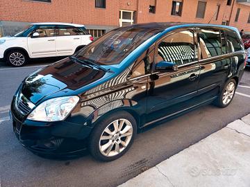 Opel Zafira cosmo