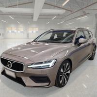 VOLVO V60 B4 D autom. Momentum Business WAGON