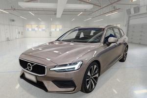 VOLVO V60 B4 D autom. Momentum Business WAGON
