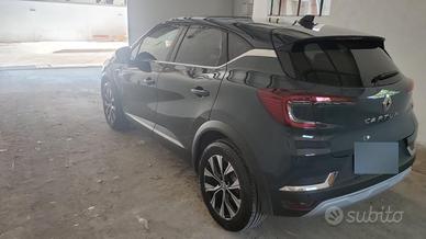 Renault Captur 10/2023 82500km