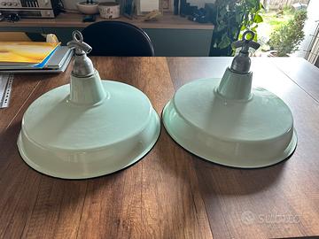 Lampada smaltata industrial vintage