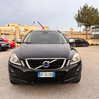 VOLVO XC60 D4 Geartronic Momentum