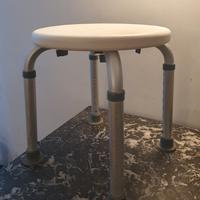 sgabello bagno doccia anziani e disabili