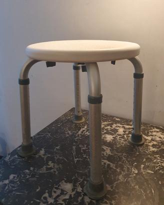 sgabello bagno doccia anziani e disabili