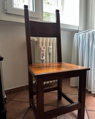 Coppia di sedie in legno massello - stile classico
