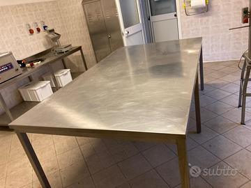 Tavolo acciaio inox