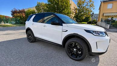 Land Rover Discovery Sport 2.0 D 200 CV AWD 7 post