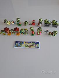 KINDER SORPRESA STRALUNATI 1998 +1 CARTINA 