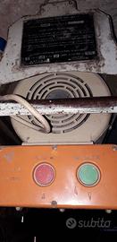 Montacarichi con binario