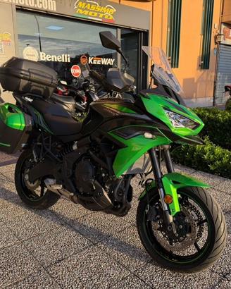 KAWASAKI Versys 650 TUTTO INCLUSO ANCHE PASSAGGI