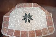 Tavolino in legno ricoperto in Mosaico 84x63x42