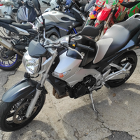 Suzuki gsr 600 2006