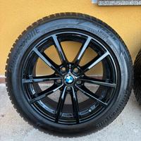 Cerchi BMW 17” neri con gomme invernali