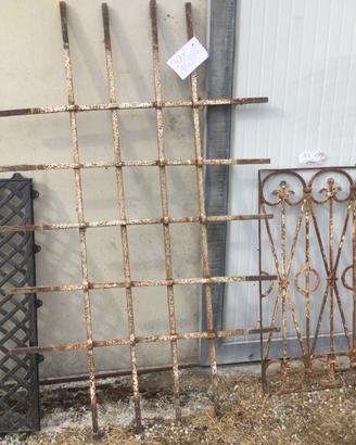 Inferiate  antiche di varie misure.