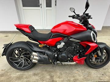DUCATI Diavel V4 Diavel V4
