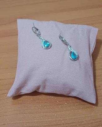 Orecchini pendenti bigiotteria blu 