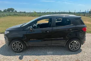 Ford ecosport 2017 motore da riparare