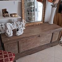 Cassapanca garganica