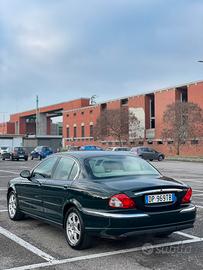 JAGUAR (auto iscritta ASI)