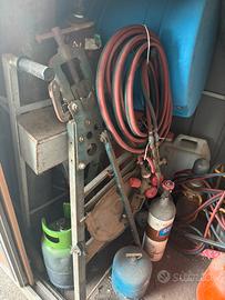 Attrezzatura per saldare