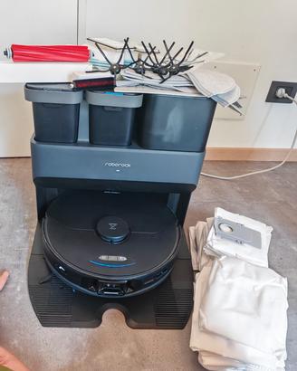 Roborock S7 MaxV Ultra + stazione Ultra con tanti 