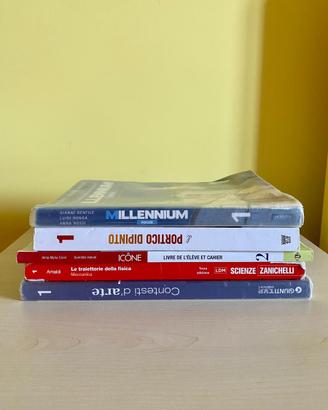 Libri scuole superiori a meno di metà prezzo
