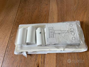 fissaggi radiatore scaldasalviette