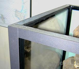 Acquario marino vetrocamera