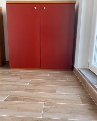 Scarpiera colore rosso