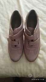 scarpa donna beige chiusura a strappo