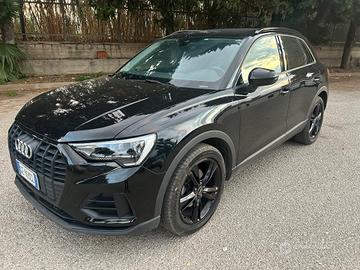 Audi Q3 35 TDI S tronic Business Advanced