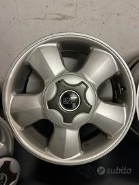 Cerchio in lega Borbet 5x130 16“ 6,5J singolo