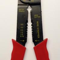 Pinza da elettricista