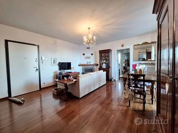 Rif. 4777 App.to 2 Cam. a Sesso