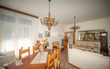 Ampio e luminoso trilocale in buono stato