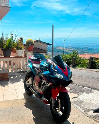 HONDA CBR 600RR