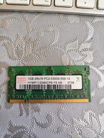 RAM HYNIX 1GB 2Rx16 PC2-5300S-555-12