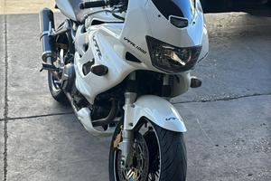 HONDA VTR 1000 F
