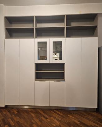 MOBILE DISPENSA E LIBRERIA VENETA CUCINE