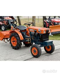 TRATTORE - KUBOTA B 5000 E - !