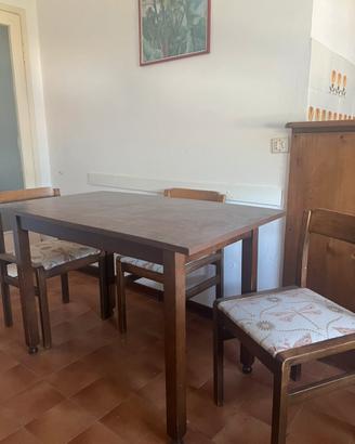 Tavolo e set 6 sedie