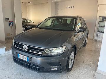 VOLKSWAGEN TIGUAN 2.0 TDI AUTOMATICA "MOSTRUOSA"