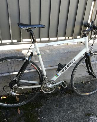 Bicicletta da corsa RALEIGH R1.0  Telaio Alluminio