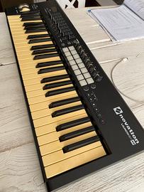 Tastiera MIDI Novation Launchkey 49 MK2 usata
