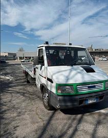 carroattrezzi iveco dayli